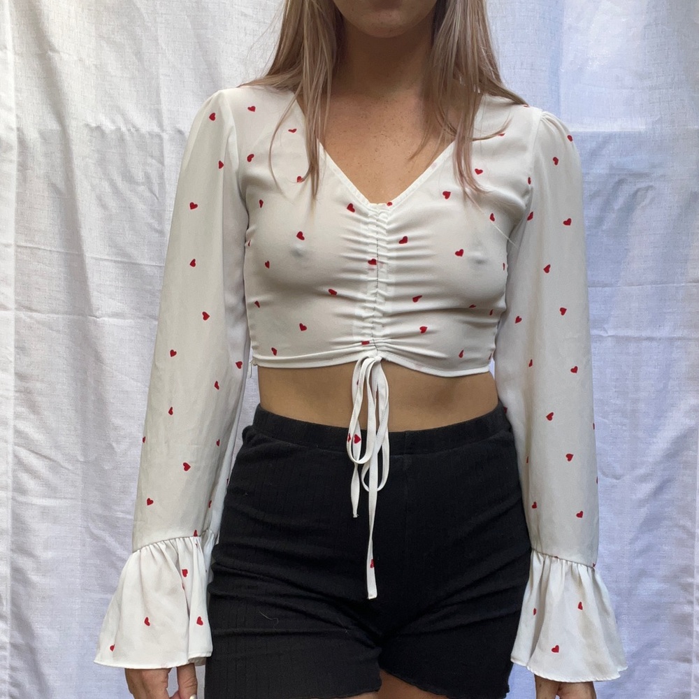 Light-weight Heart Blouse - Picture 2 of 7